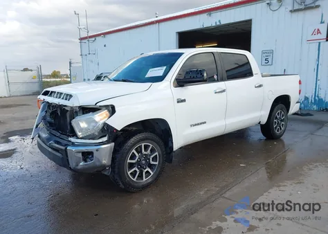 2017 Toyota Tundra Limited 5.7L V8 z USA, uszkodzony, nr VIN 5TFHY5F12HX590813